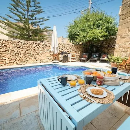 Charming With Pool * Sannat