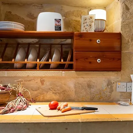 Charming With Pool *