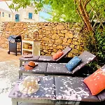 Charming With Pool Holiday home Sannat