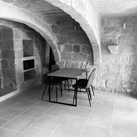 Charming With Pool Holiday home