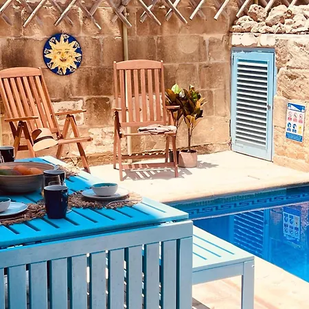 Charming With Pool * Sannat