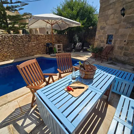 Charming With Pool * Sannat