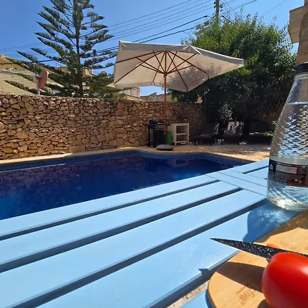 بيت للعطل Charming With Pool *