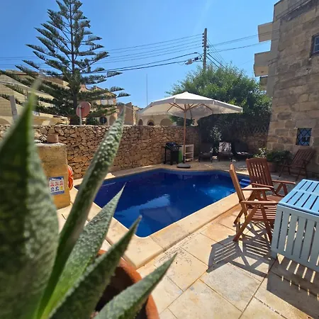 Charming With Pool * Sannat