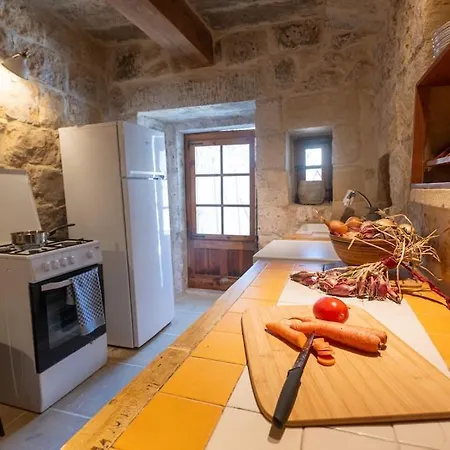 Casa vacanze Charming With Pool