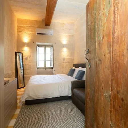 Charming With Pool Casa vacanze *