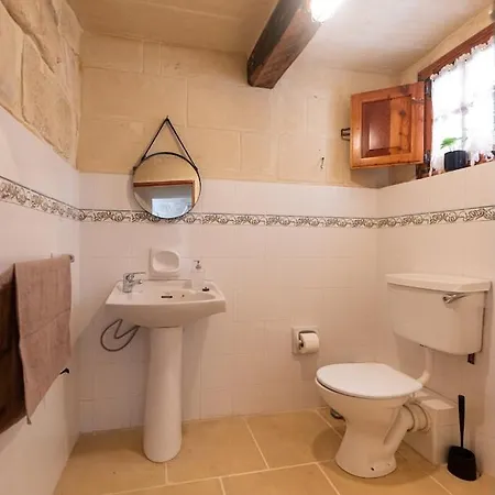 Charming With Pool * سانّات