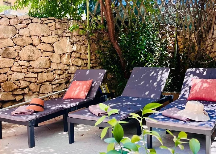 Charming With Pool Casa vacanze *