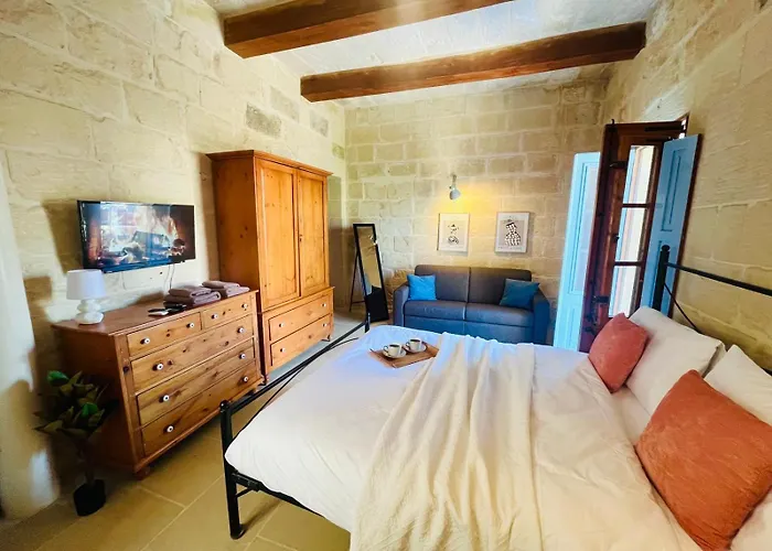 Casa vacanze Charming With Pool