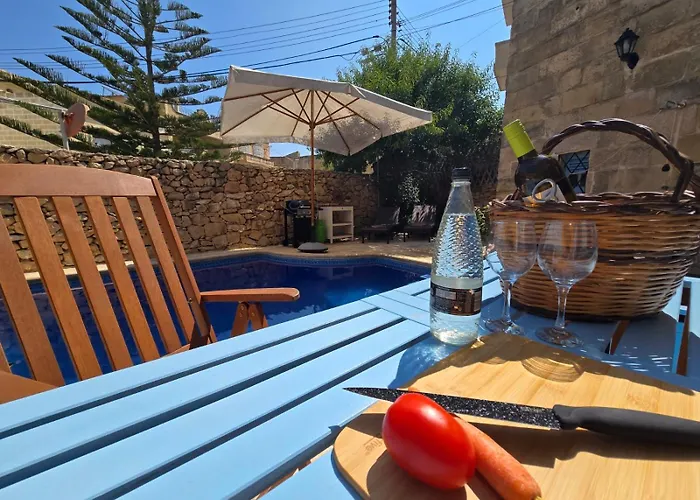 Charming With Pool Casa vacanze Sannat