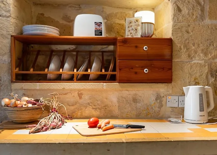 Charming With Pool *