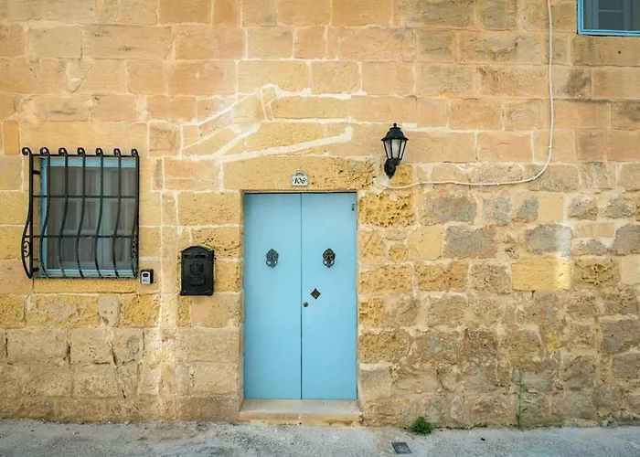 Charming With Pool Casa vacanze *