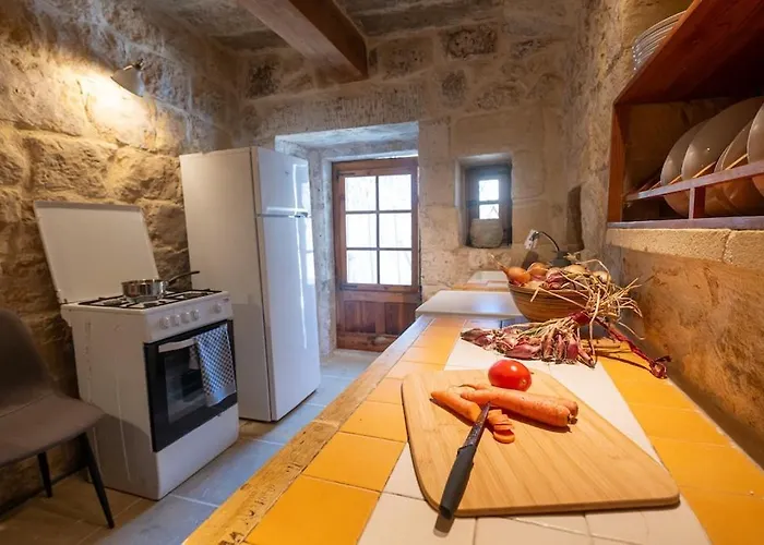 Holiday home Charming With Pool