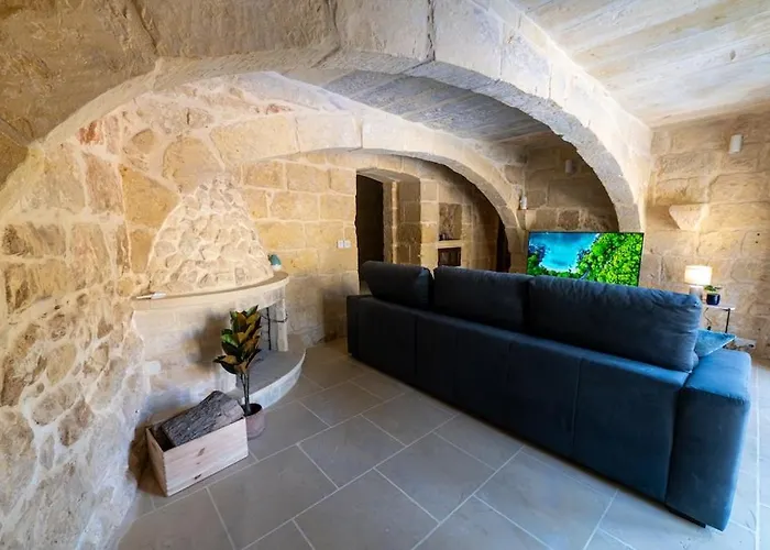 Charming With Pool Casa vacanze Sannat