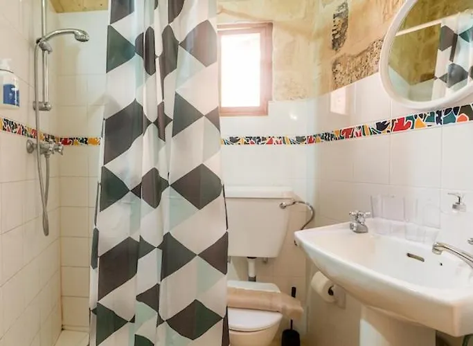 Charming With Pool Casa vacanze