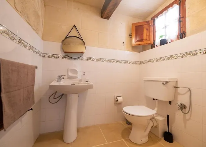 Casa vacanze Charming With Pool